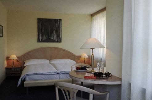 Astor Hotel & Serviced Studios Zurich Room photo